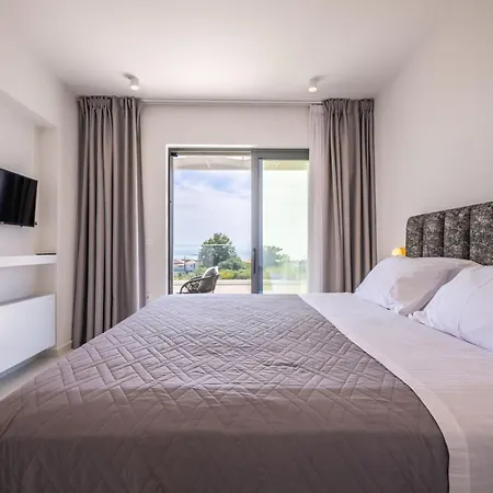 Villa Myrto - Elysian Villas Kefalonia, 200M From Sandy Beach Minia