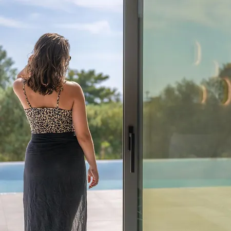 Myrto - Elysian Kefalonia, 200m From Beach, New 2024 Villa